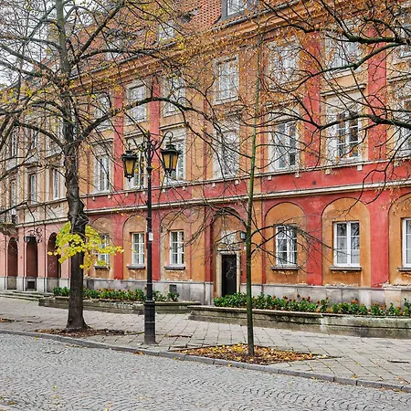 Lumina 2-level Near Multimedialny Park Fontann *