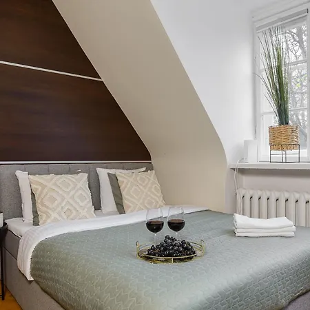 Lumina 2-level Near Multimedialny Park Fontann Varsavia